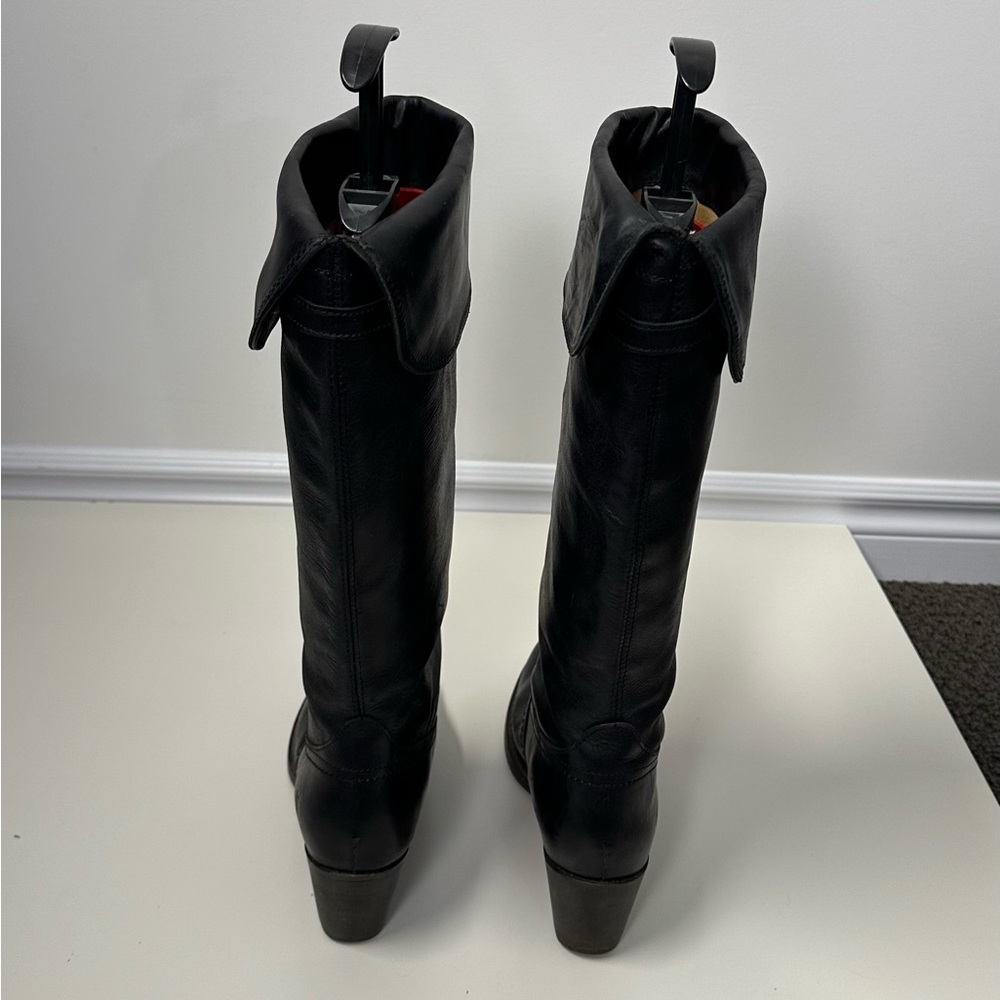 FRYE women's black leather pull on jane tall cuff boots 2.5" heel, 8.5 B. - Picture 8 of 16